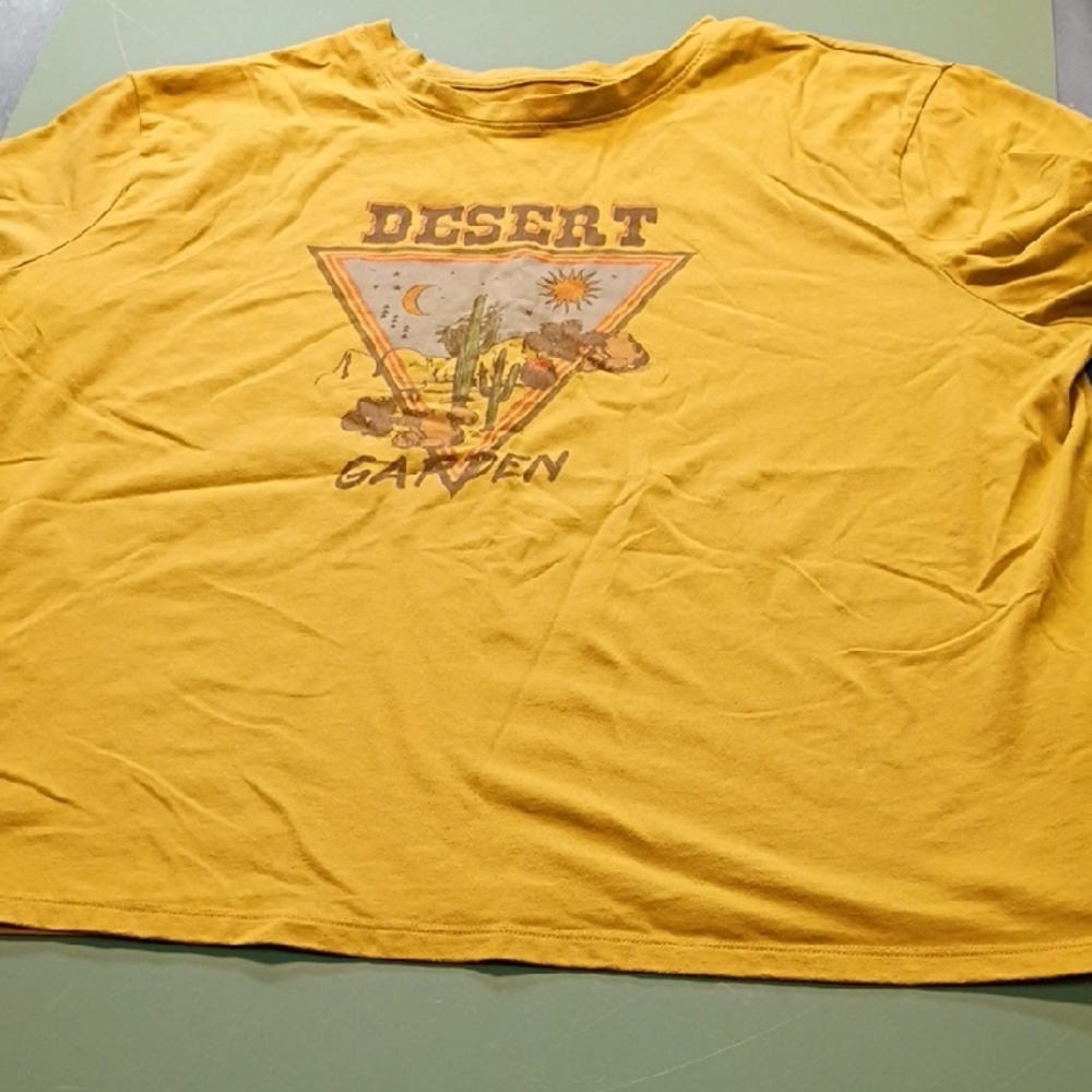 Sonoma Southwestern Olive Green Women's Plus T-Shirt